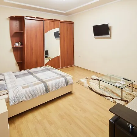 Centre On Svobody Avenue Апартаменты